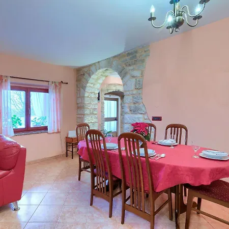 Tatil Evi Mate I Kate By Interhome Žminj