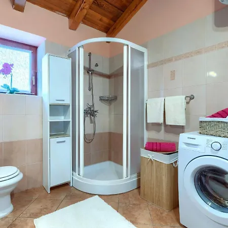 Holiday home Mate I Kate By Interhome *